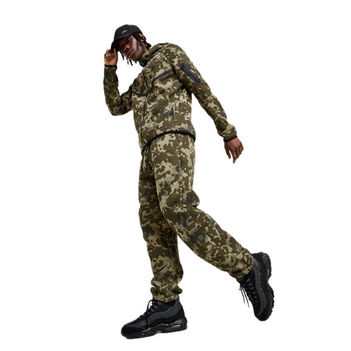 Мъжки Анцуг - Nike Tech Men's Full-Zip Fleece Camo Windrunner Tracksuit - 3