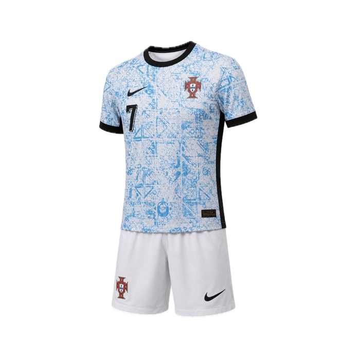 ДЕТСКИ ФУТБОЛЕН ЕКИП – NIKE FC PORTUGAL RONALDO 7